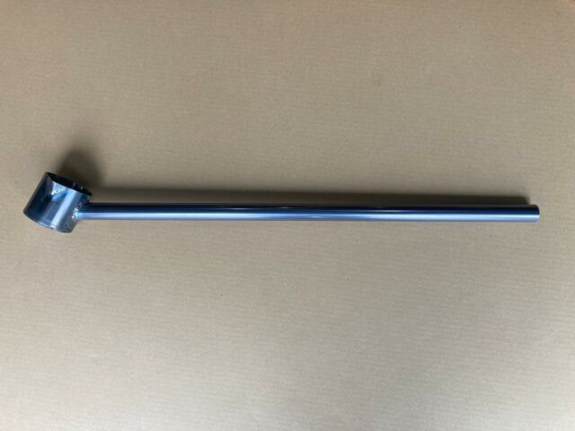 鉄でヒシャクを製作しました。
ヒシャク部φ60.5
取手部　φ21.7

#大道工業　#ステンレス　　　
#焼付塗装　#愛知県　#豊橋市　＃金属加工　#ものづくり　#TIG溶接　#大道工業で製作　#スチール　#アルミ　
#手に職をつける　#チタン　#ケイワークス
#製造業　#製造業を応援　#中途採用　#indeed 
#トレーラーハウス　#銅板　#真鍮　#溶接
#バイブレーション仕上
#モニュメント